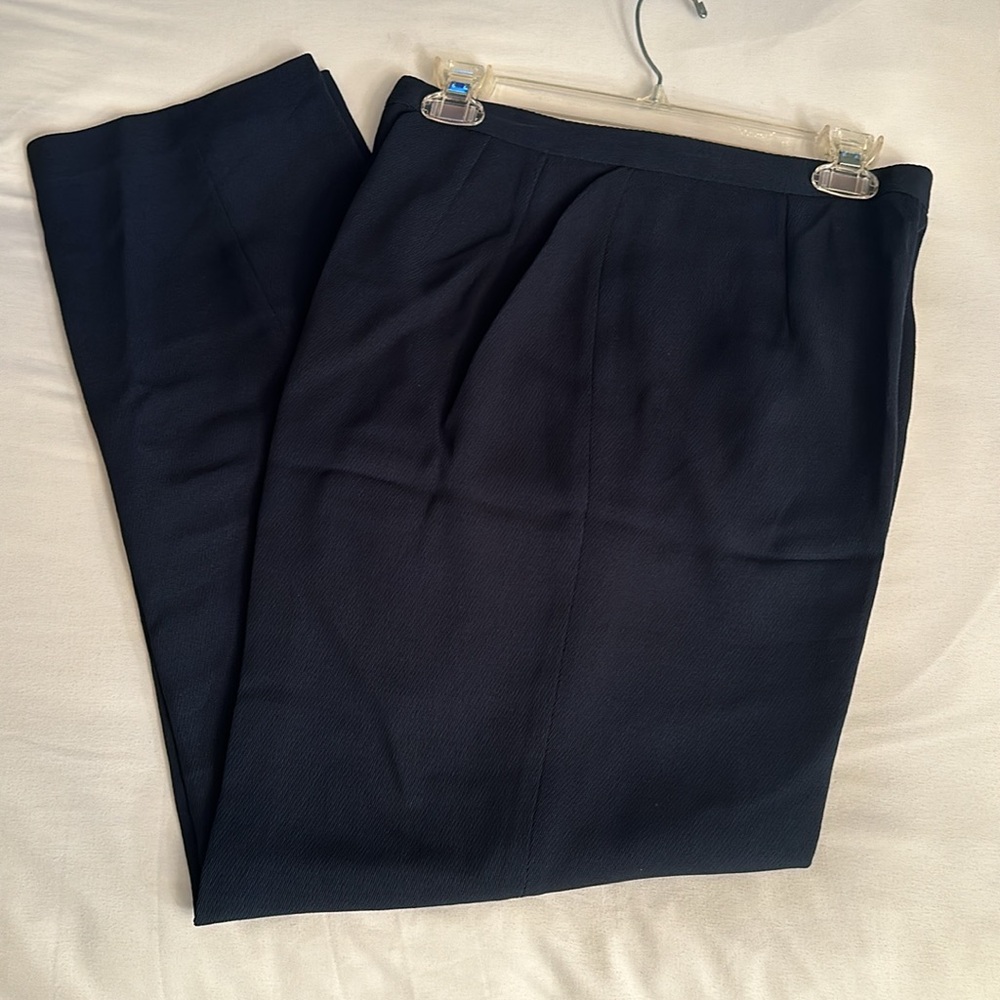 Gorgeous 2-Piece Larry Levine Suits - Picture 3 of 7